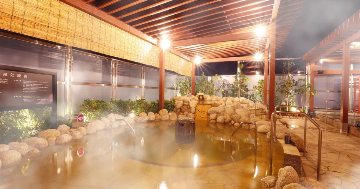 SPA&HOTEL水春公式サイトから引用したお風呂の画像